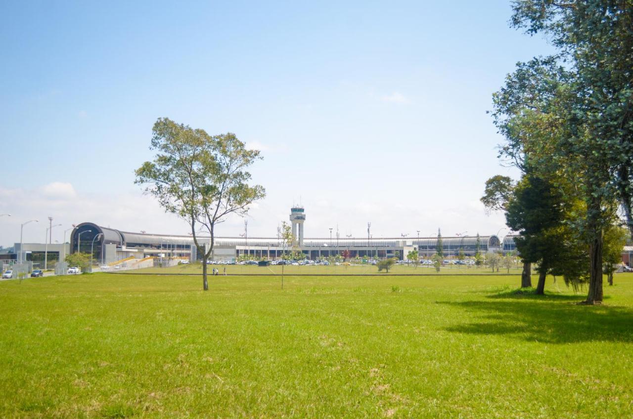 Llanogrande Airport By Bernalo Hotels 里奥内格罗 外观 照片