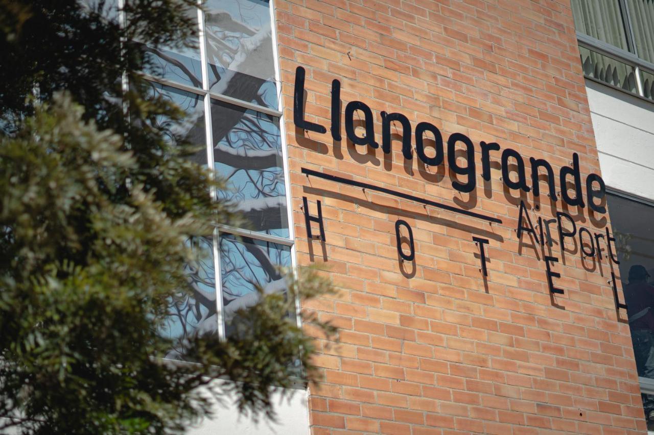 Llanogrande Airport By Bernalo Hotels 里奥内格罗 外观 照片