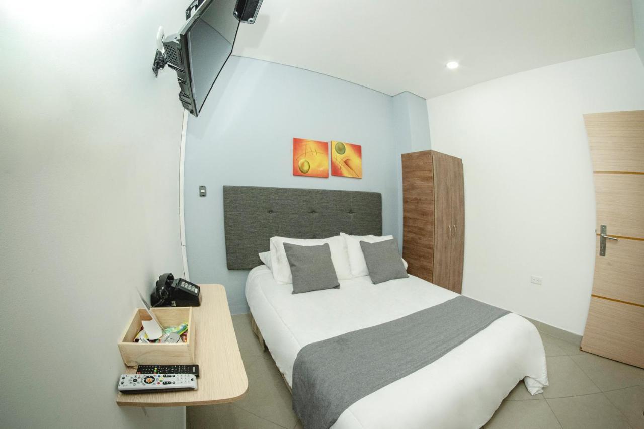 Llanogrande Airport By Bernalo Hotels 里奥内格罗 外观 照片